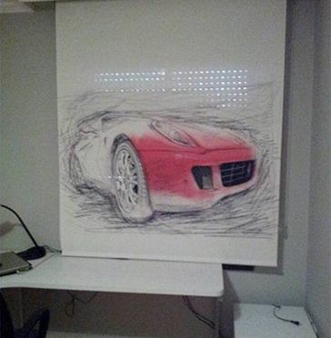 Cortinajes Bienvenida dibujo de un coche en un panel